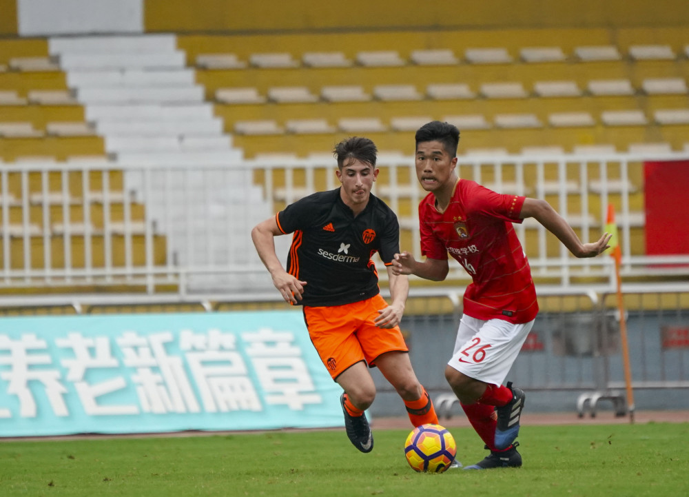 关于里程碑夜!瓦伦西亚队长鼓劲;中超今夜刷纪录;质疑声仍在;高层口径保持一致的信息 关于里程碑夜!瓦伦西亚队长鼓劲;中超今夜刷纪录;质疑声仍在;高层口径保持一致的信息