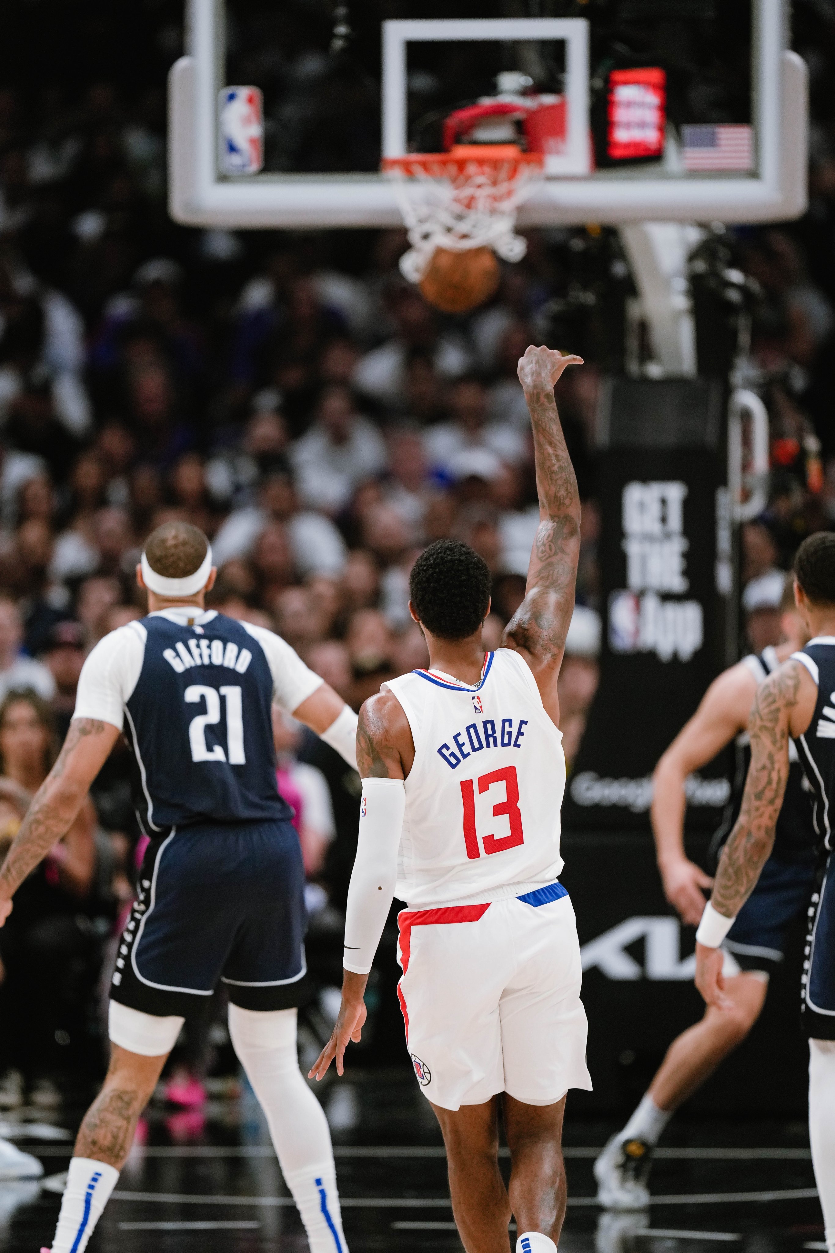 美国队带队取胜!,东契奇重要时刻大比分获胜再创辉煌时刻(东契奇带队成绩) 美国队带队取胜!,东契奇重要时刻大比分获胜再创辉煌时刻(东契奇带队成绩)