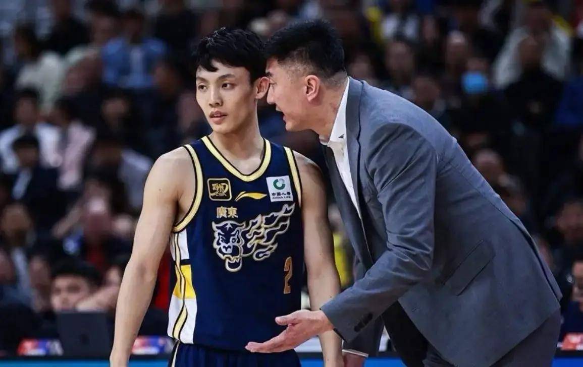 广厦男篮今夜伤情更新；志在欧冠名次提升；更衣室稳定；心理建设被强调(广厦男篮夺冠冷清)