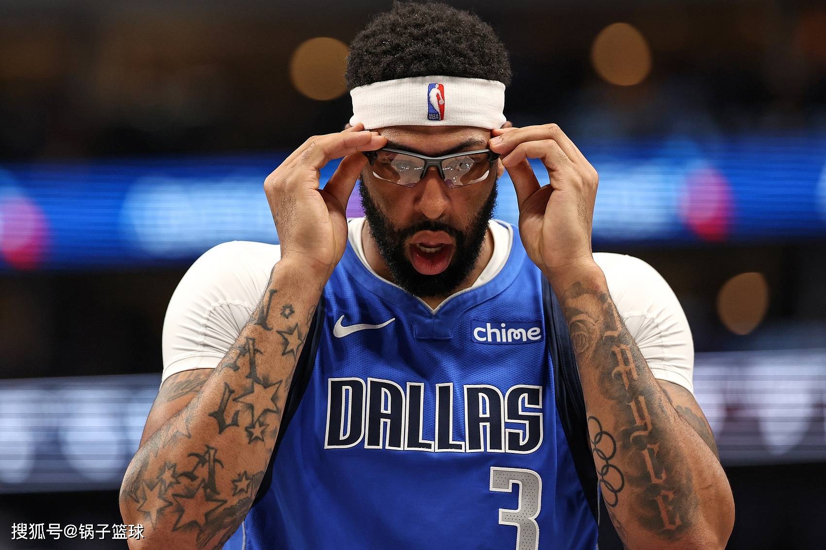 关于浓眉哥关键节点高光表现,勇士带队取胜!的信息 关于浓眉哥关键节点高光表现,勇士带队取胜!的信息